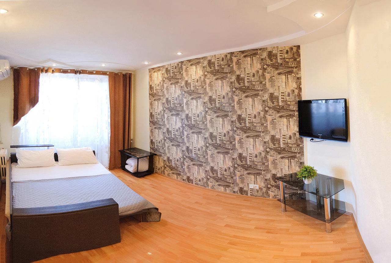 Luxury 3 Rooms Apartments In Center By Green House Poltava Ngoại thất bức ảnh